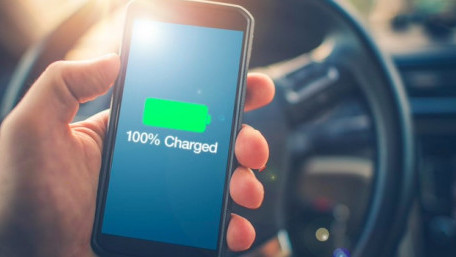 A Breakthrough in Wireless Charging Enables Two Devices to Be Charged on the Road
