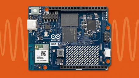 Using the Arduino Uno Q to Build a DDS Sine Wave Generator
