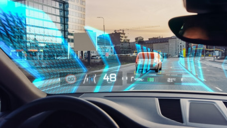 Enhancing Automotive Head-Up Display Systems with ROHM’s ML86178 Controller IC