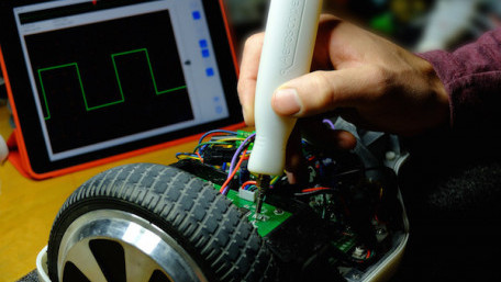 Engineer Spotlight: Alexander Lee and the World’s First Wireless Oscilloscope