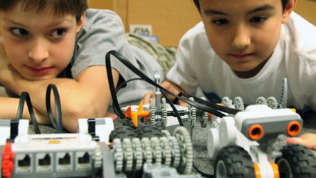 Top Websites to Introduce Your Kids to EE During Summer