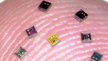 Teamwork Makes Tiny Implantable Brain-connected Interface Sensors a Reality