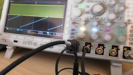 How to Generate a High-Precision Waveform Using a DAC and a Custom PCB