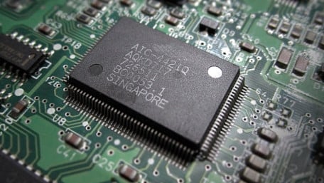 What Is an FPGA? An Introduction to Programmable Logic