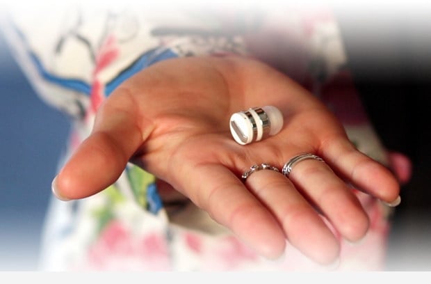 World’s Smallest Bluetooth Headset Includes Hefty Tech - News