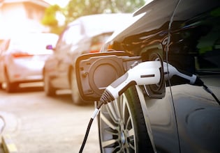 E-Mobility Solutions: High Voltage Isolation and Isolated Gate-drivers